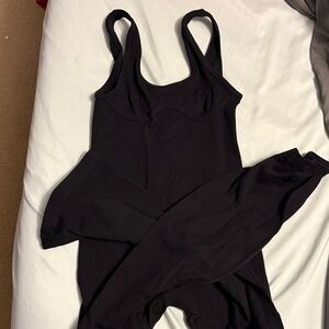 Chic Black Ribbed Jumpsuit